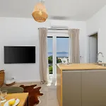 Ana * Crikvenica
