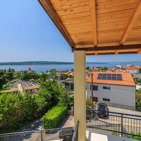 Ana * Crikvenica