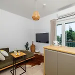Ana Apartamento